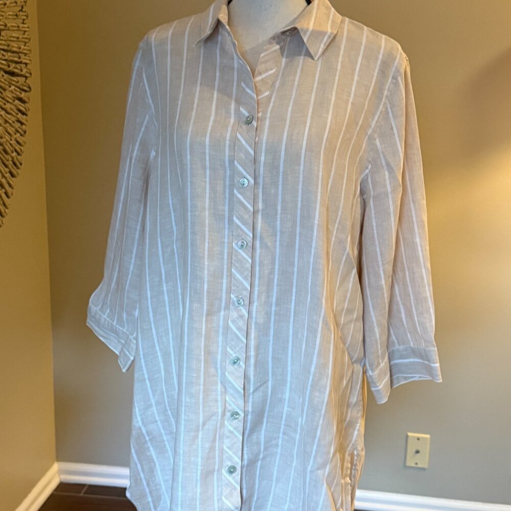 Chicos No Iron Fresh Chic Linen Button Up Top Beige/White Striped | Size 2 - Picture 2 of 8